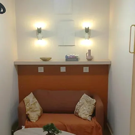 Montparnasse Apartment